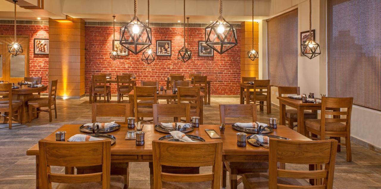 Hotel Lemon Tree Premier, Patna Patna  Esterno foto